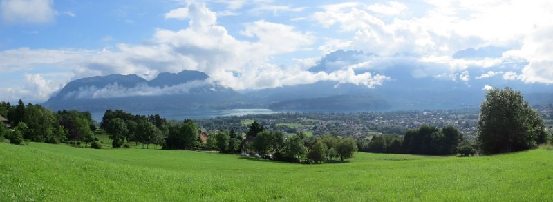 R (1) Lac d'Annecy.jpg